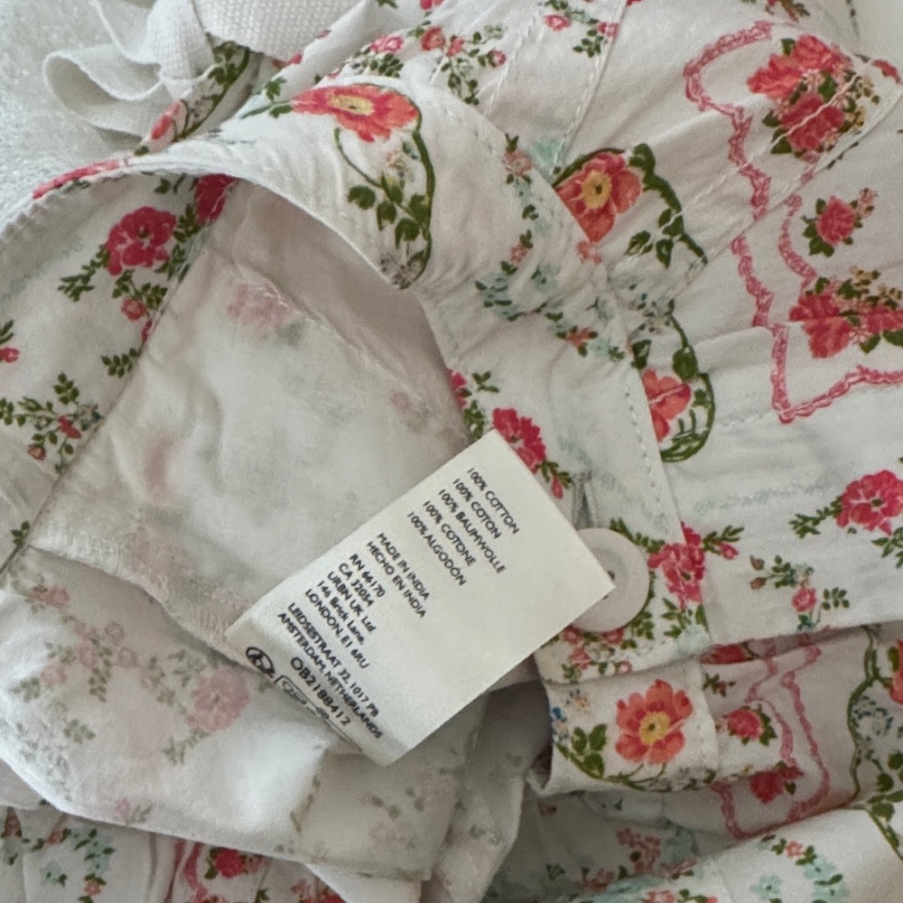 Free People Blooming Lace Ivory‎ Floral Patchwork Lace Trim Shorts Size 4 - NEW - Picture 12 of 12